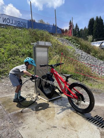 borne de lavage vtt Esserts