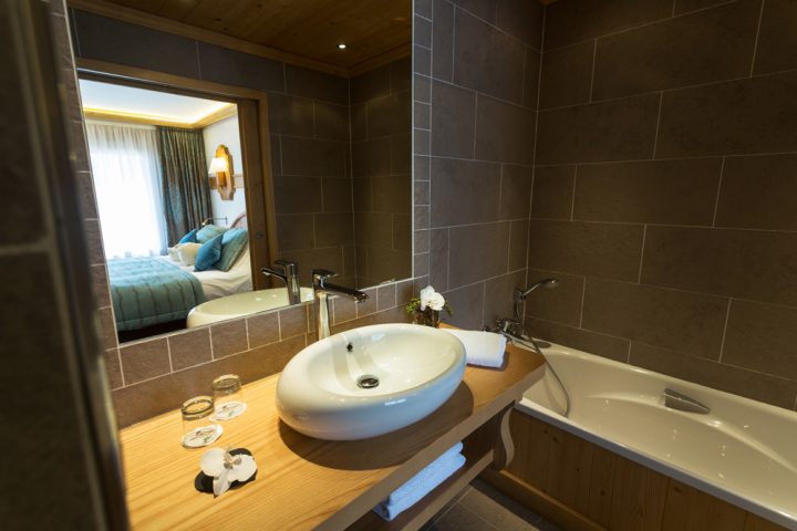 Salle de bain suite luxe